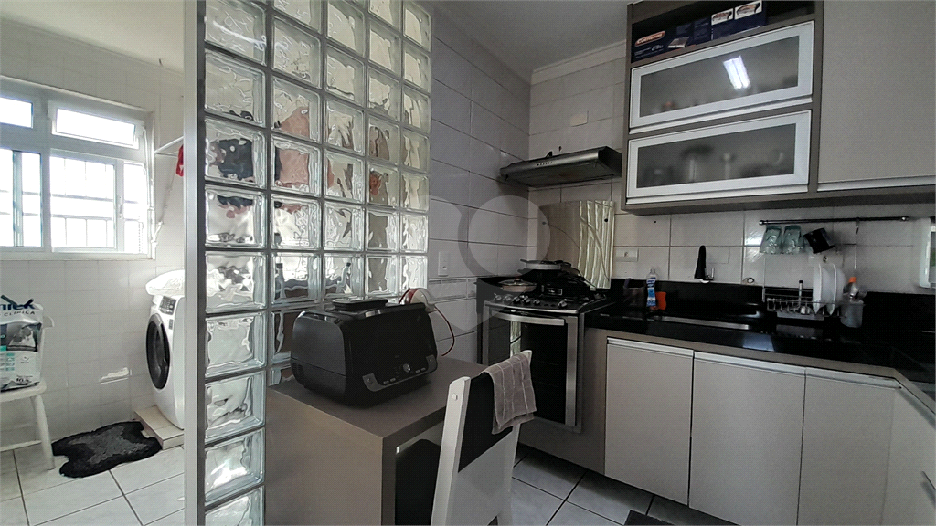 Apartamento à Venda, 80 m², Andar Alto, Reformado, 2 dormitórios 1 vaga
