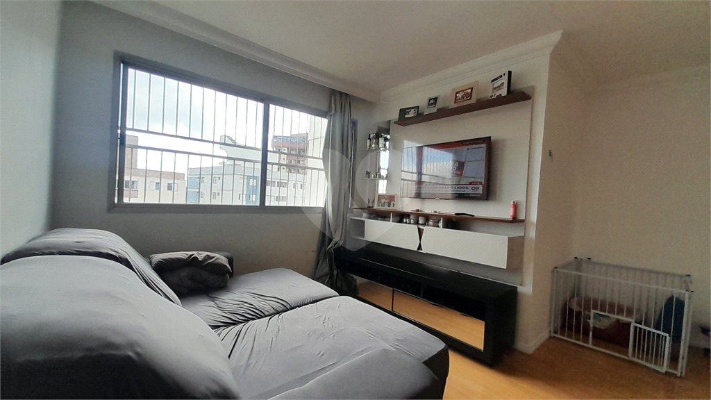 Apartamento à Venda, 80 m², Andar Alto, Reformado, 2 dormitórios 1 vaga