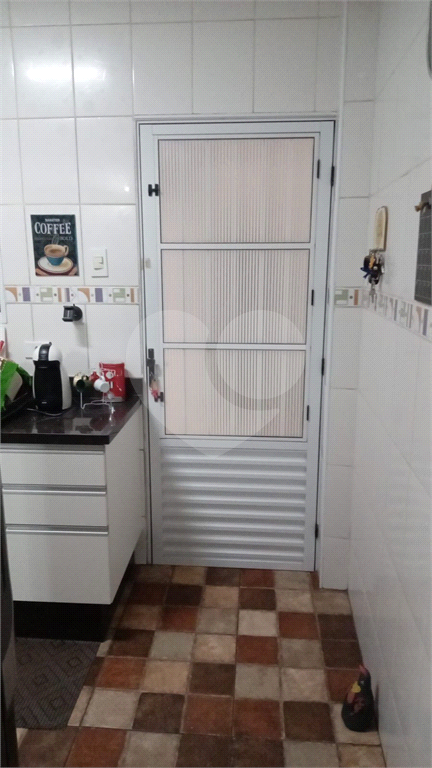 Casa à venda com 4 quartos, 220m² - Foto 14