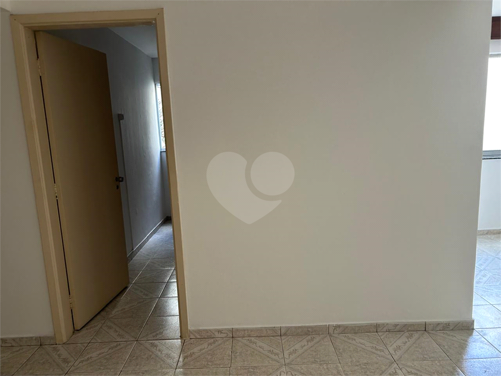 APARTAMENTO EM ALTO DE PINHEIROS - 3 DORMITÓRIOS 