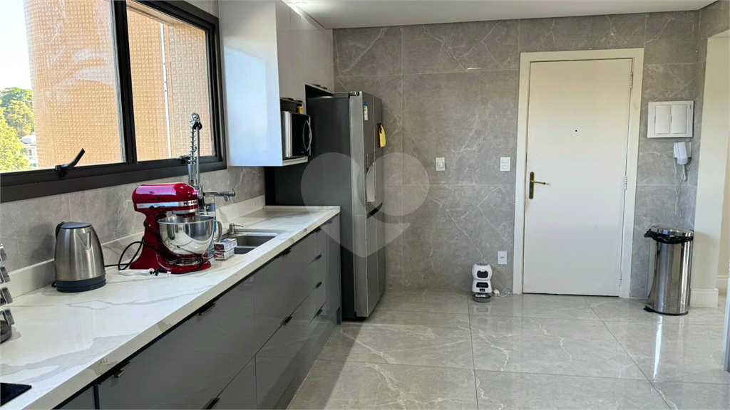 APARTAMENTO em TREMEMBÉ