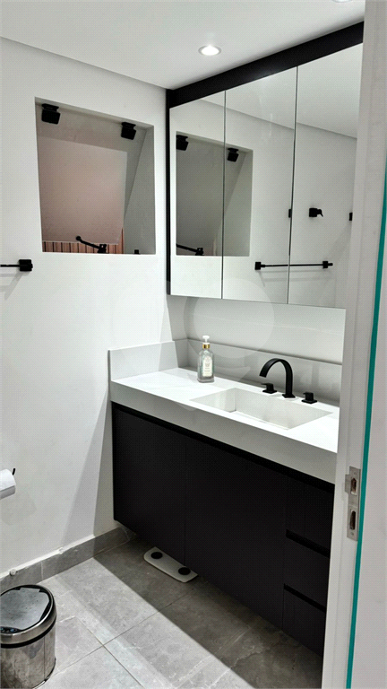 APARTAMENTO em TREMEMBÉ