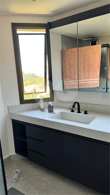 APARTAMENTO em TREMEMBÉ