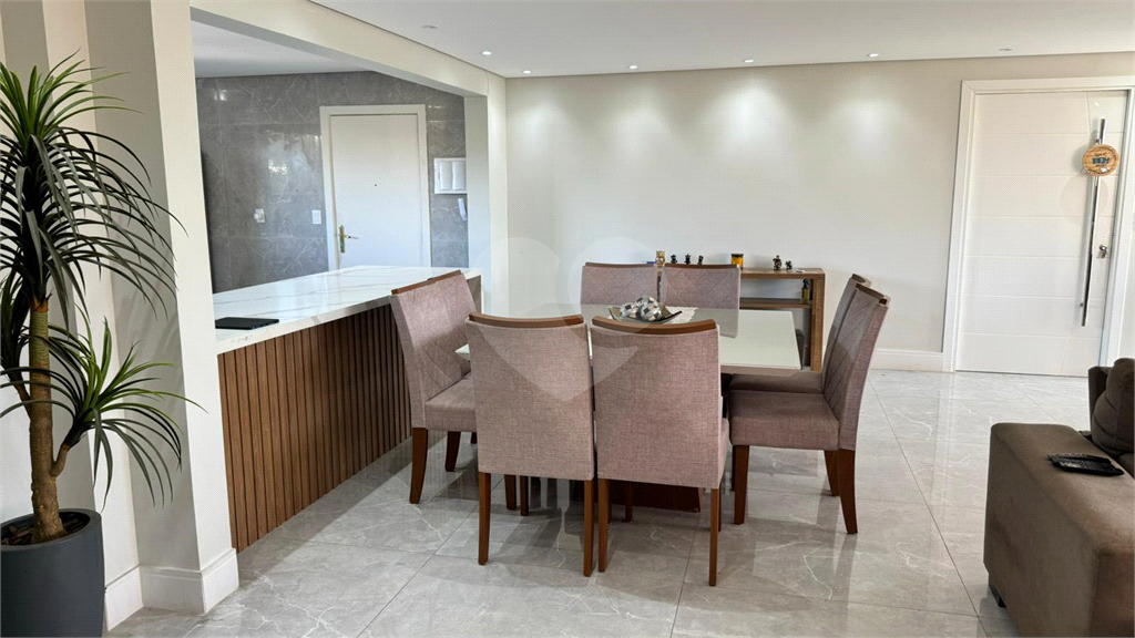 APARTAMENTO em TREMEMBÉ