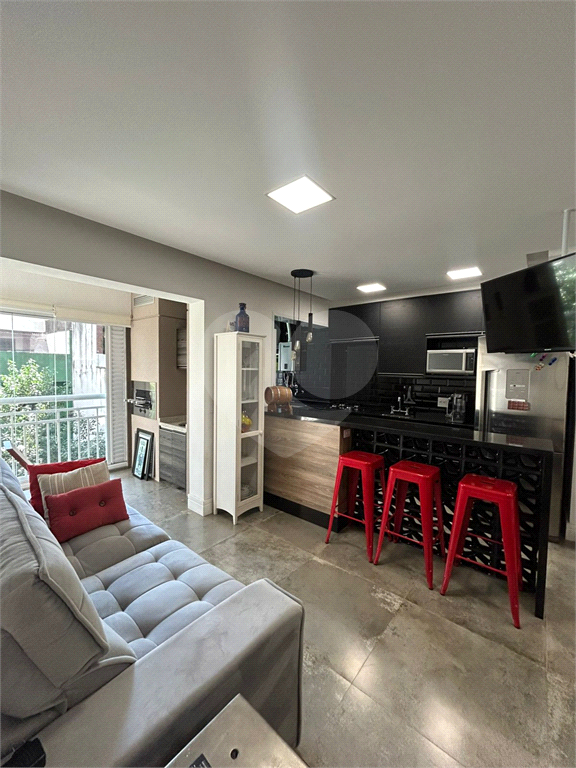 APARTAMENTO em SANTANA