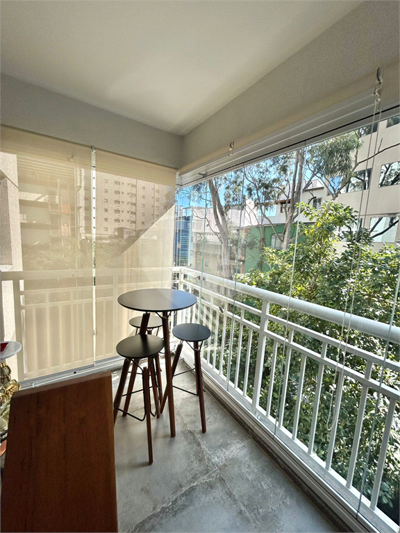 APARTAMENTO em SANTANA