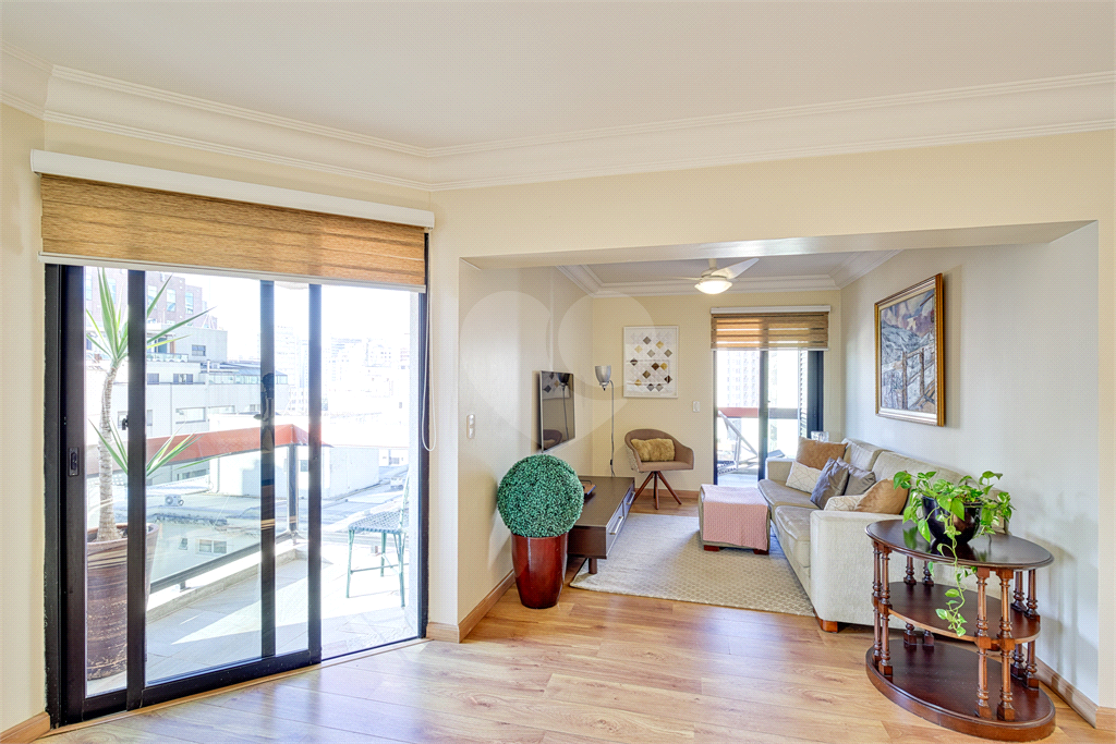 Apartamento com 3 quartos á venda em Vila Olímpia, São Paulo - SP 