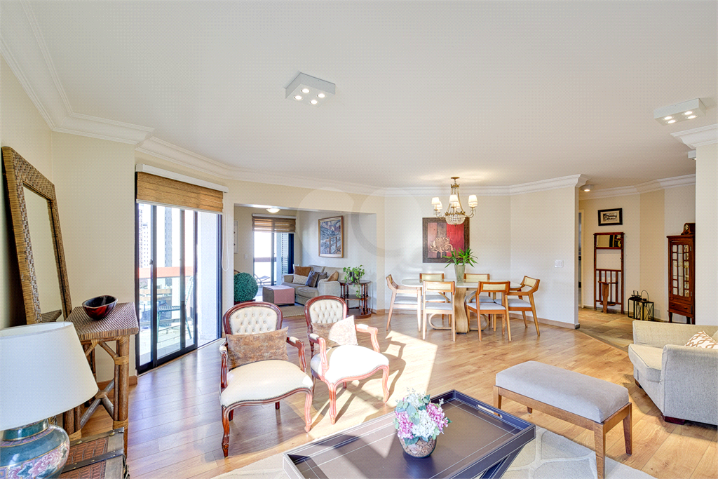 Apartamento com 3 quartos á venda em Vila Olímpia, São Paulo - SP 
