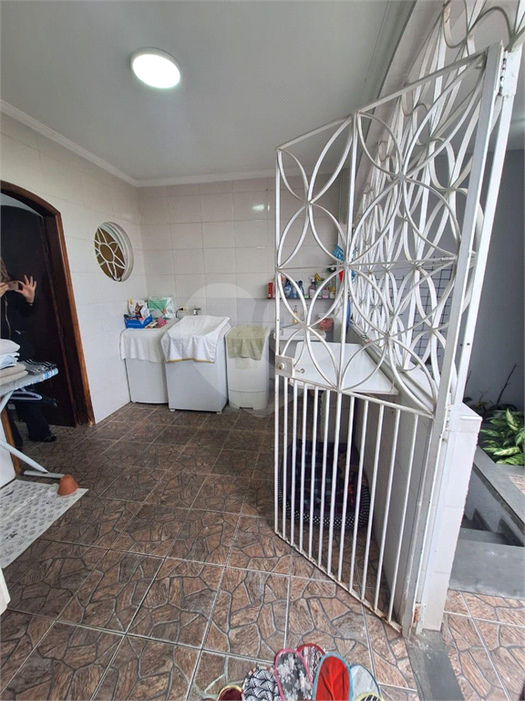 SOBRADO COM 4 QUARTOS, 1 SUÍTE, QUINTAL, CHURRASQUEIRA E VAGAS PARA 5 CARROS NO TREMEMBÉ