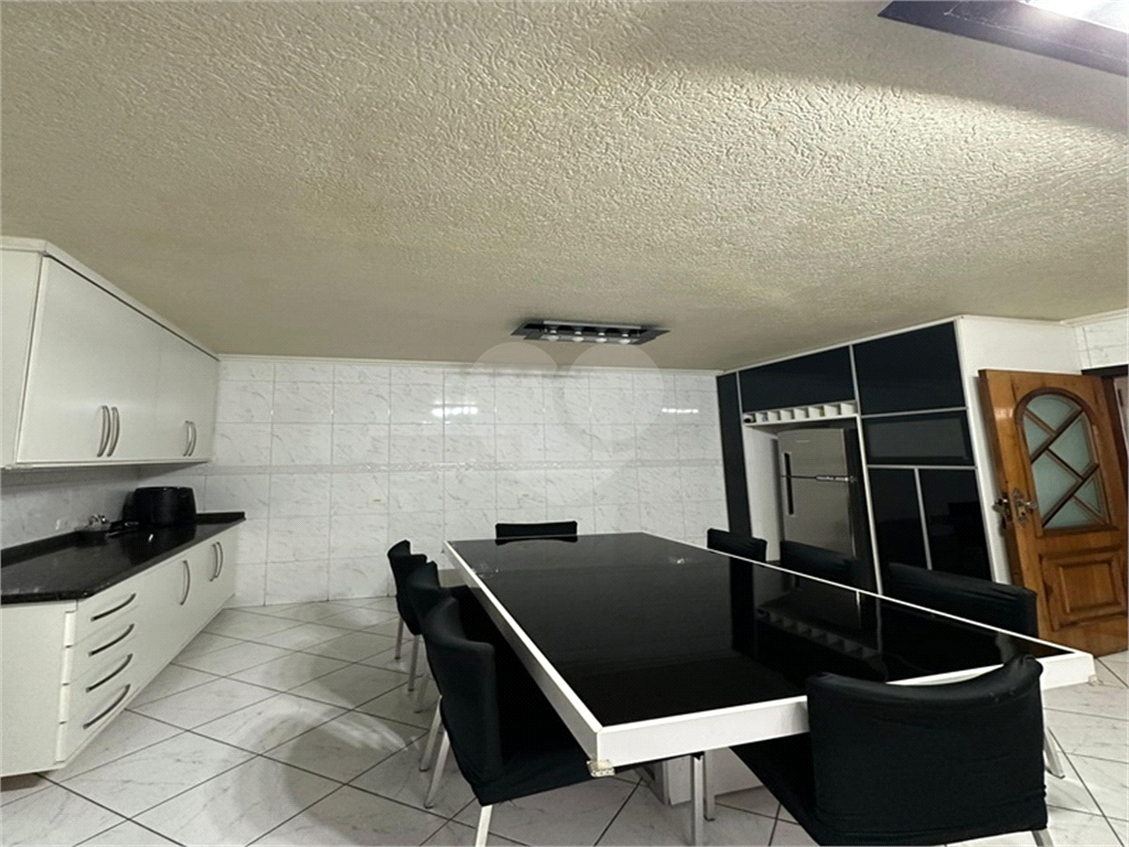 Sobrado à venda com 3 quartos, 438m² - Foto 4