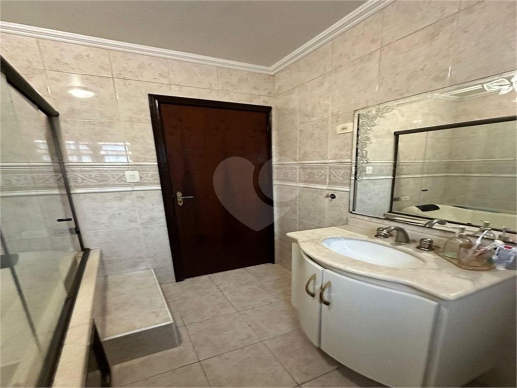 Sobrado à venda com 3 quartos, 438m² - Foto 17