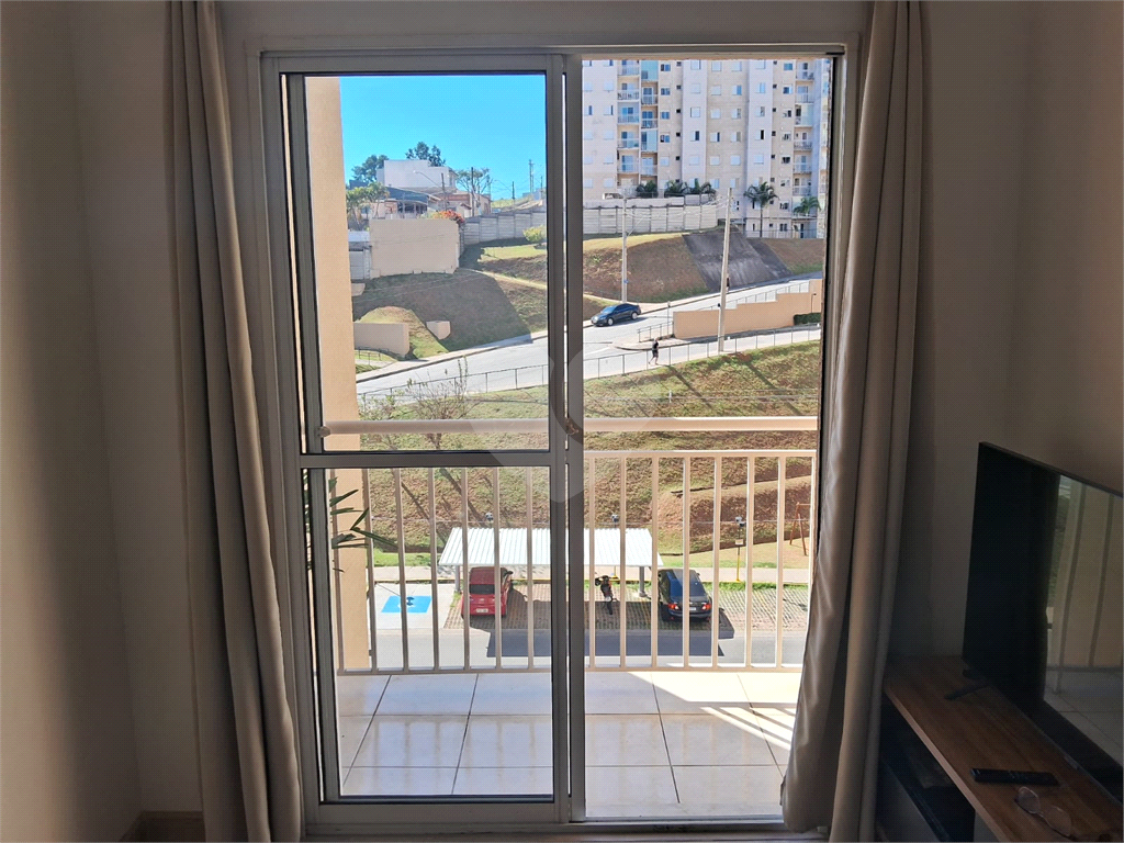 Apartamento à venda com 2 quartos, 49m² - Foto 2