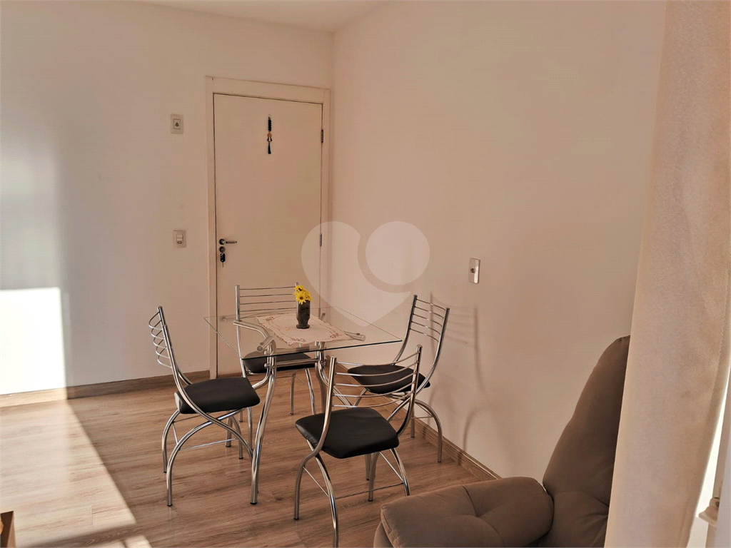 Apartamento à venda com 2 quartos, 49m² - Foto 10