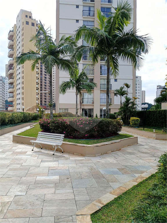 Apartamento na Santa Terezinha