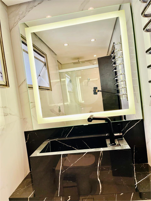 Imóvel de 94m² com sala de estar de 2 ambientes planta original com 3 quartos 1 vaga de garagem Pinheiros