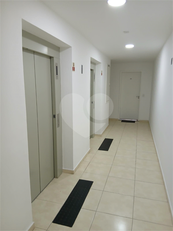 APARTAMENTO em VILA ROSÁLIA