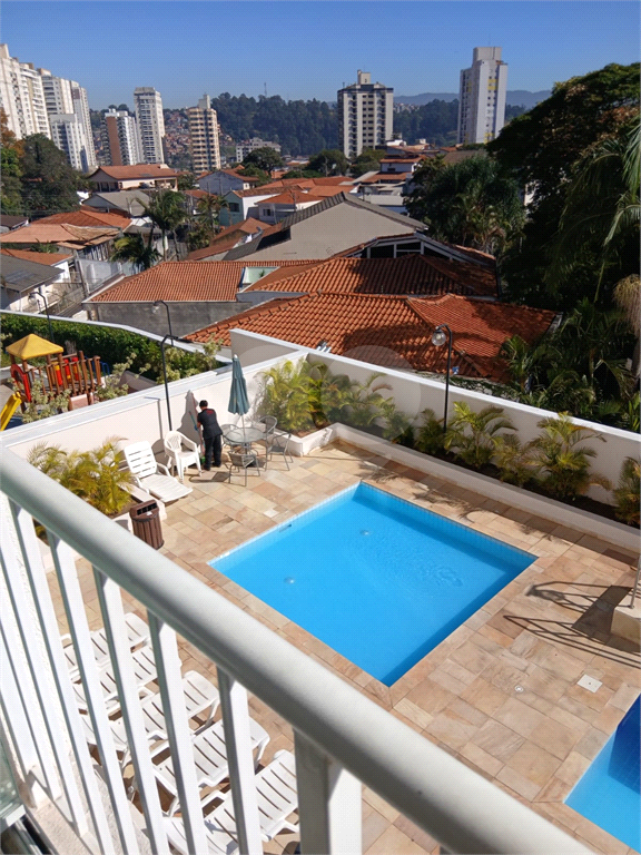 APARTAMENTO em VILA ROSÁLIA