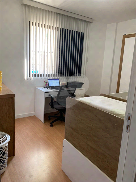 Apartamento reformado com 75m² à venda na Av. Ultramarino
