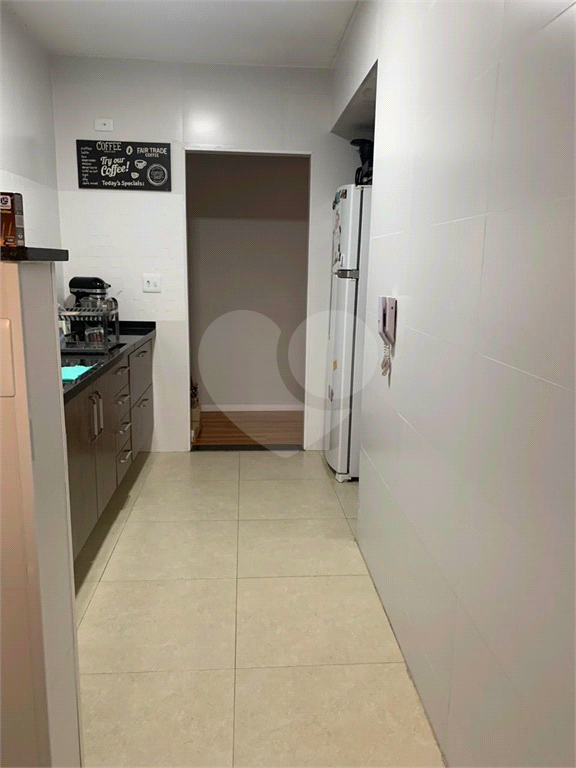 Apartamento reformado com 75m² à venda na Av. Ultramarino