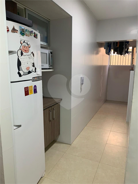 Apartamento reformado com 75m² à venda na Av. Ultramarino