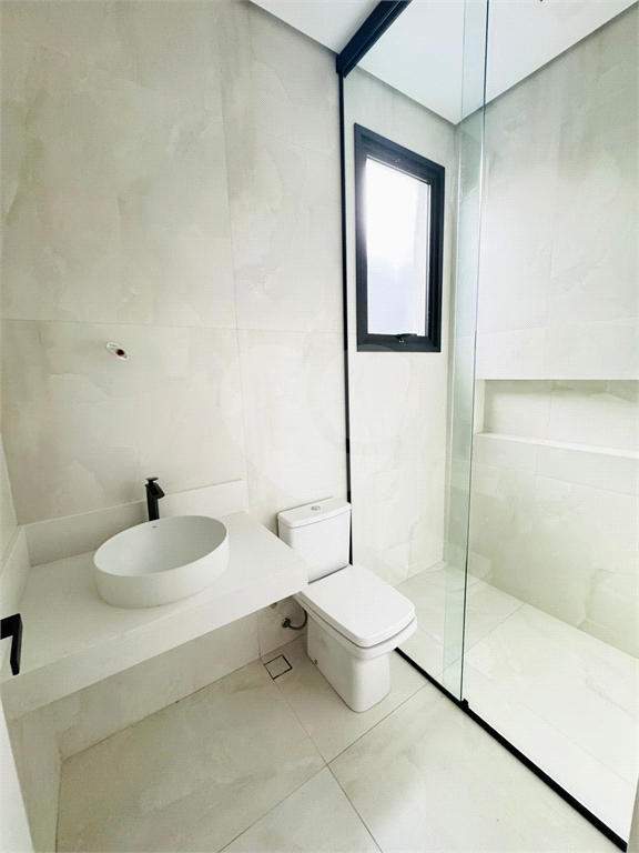 Casa exuberante, alto padrão, pé direito alto, 3 suites, totalmente terrea - piscina - 4 vagas - City América - SP