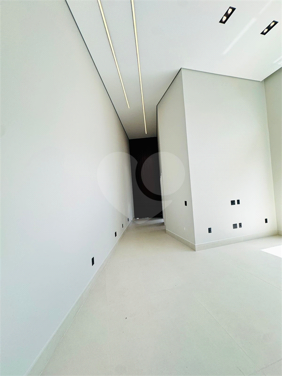 Casa exuberante, alto padrão, pé direito alto, 3 suites, totalmente terrea - piscina - 4 vagas - City América - SP