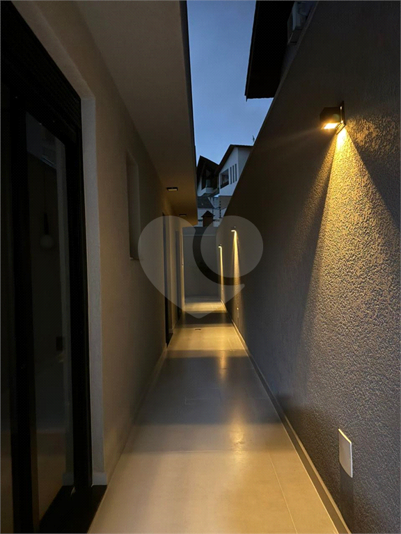 Casa exuberante, alto padrão, pé direito alto, 3 suites, totalmente terrea - piscina - 4 vagas - City América - SP