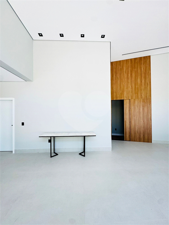 Casa exuberante, alto padrão, pé direito alto, 3 suites, totalmente terrea - piscina - 4 vagas - City América - SP