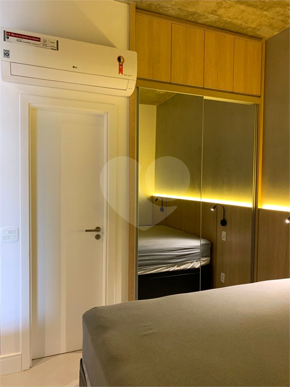 Apartamento para locação com 1 quarto - 1 vaga em Moema