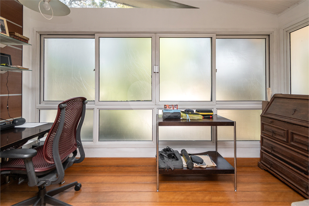 Casa para alugar em Alto de Pinheiros 