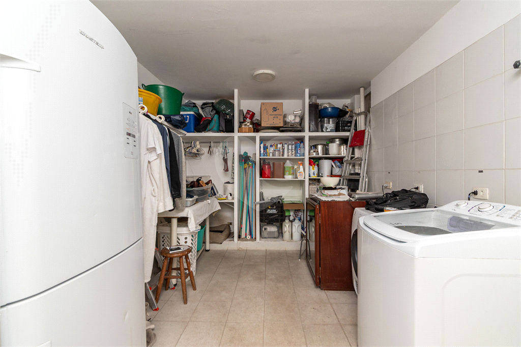 Casa para alugar em Alto de Pinheiros 