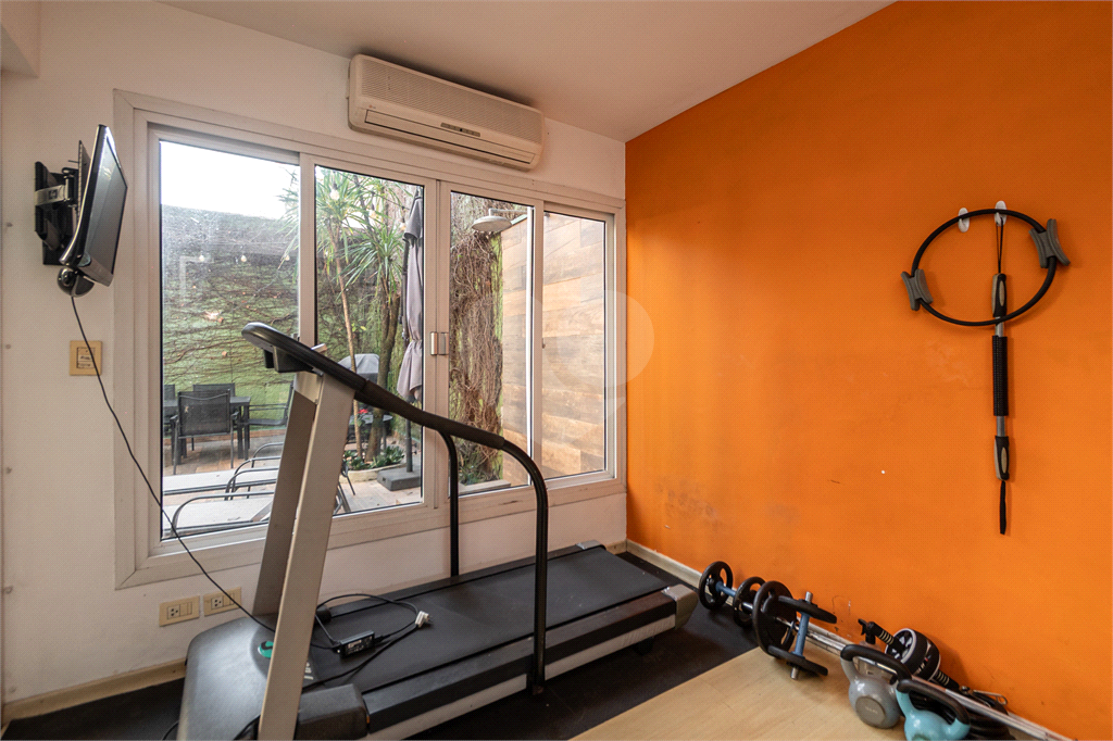 Casa para alugar em Alto de Pinheiros 
