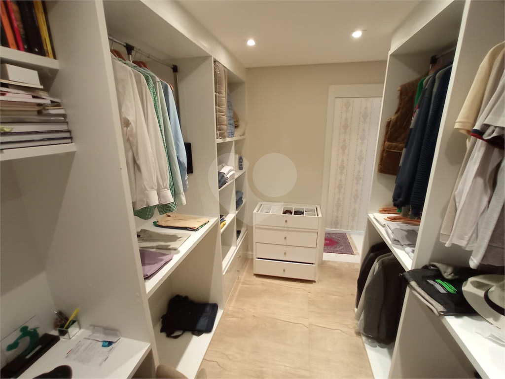 Apartamento mobiliado e decorado com 2 quartos, sala, cozinha, banheiro e 1 vaga na Lapa, São Paulo
