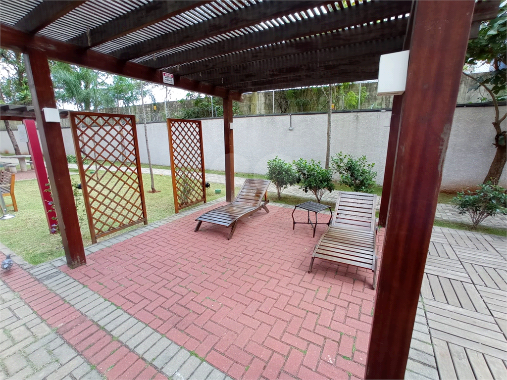 Apartamento mobiliado e decorado com 2 quartos, sala, cozinha, banheiro e 1 vaga na Lapa, São Paulo