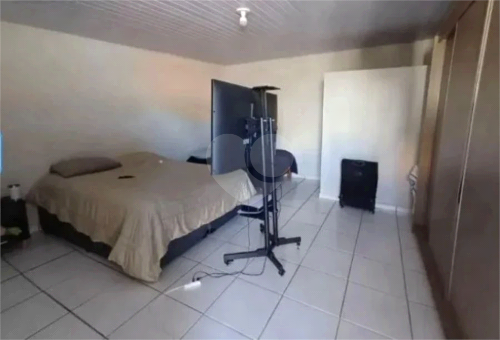 SOBRADO em JARAGUÁ