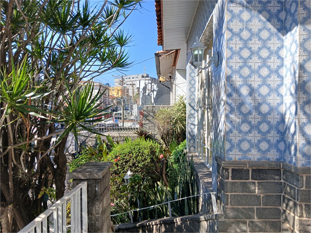 Casa à venda com excelente potencial comercial em localização estratégica!