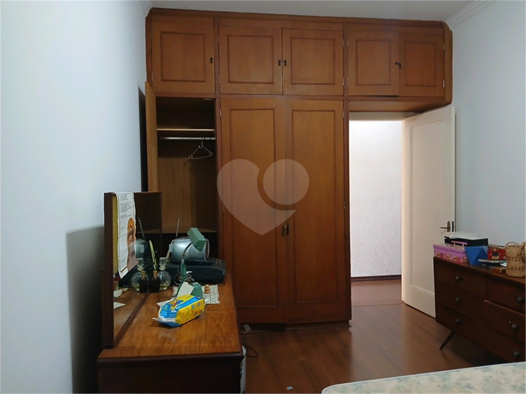 Casa à venda com excelente potencial comercial em localização estratégica!