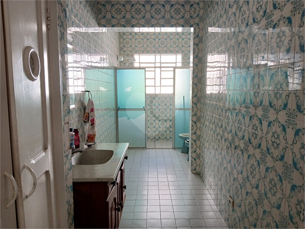 Casa à venda com excelente potencial comercial em localização estratégica!