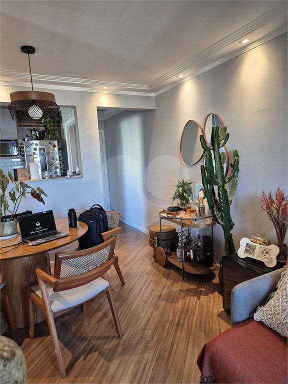 Apartamento a venda reformado com 3 dormitórios 2 vagas lazer completo no Bairro Vila Nova Cachoeirinha 