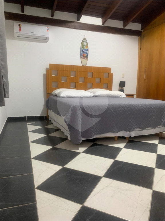 FLAT COM 2 QUARTOS E 2 BANHEIROS, SENDO 1 SUÍTE - MARESIAS