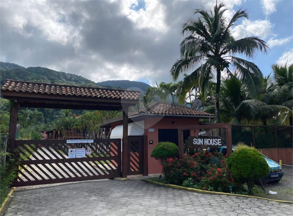 FLAT COM 2 QUARTOS E 2 BANHEIROS, SENDO 1 SUÍTE - MARESIAS