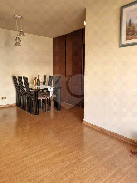APARTAMENTO em PERDIZES