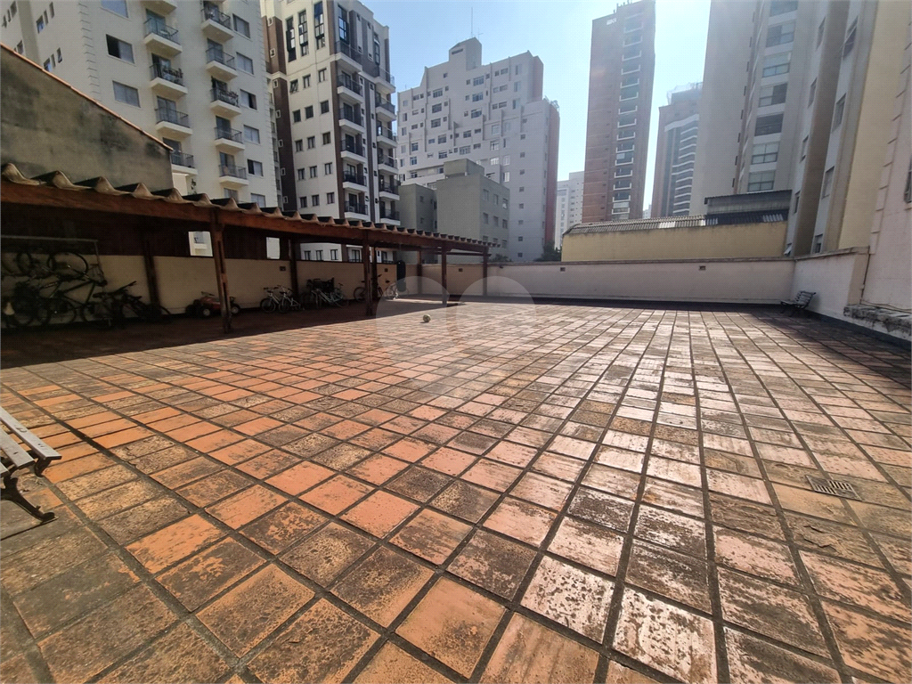 APARTAMENTO em PERDIZES