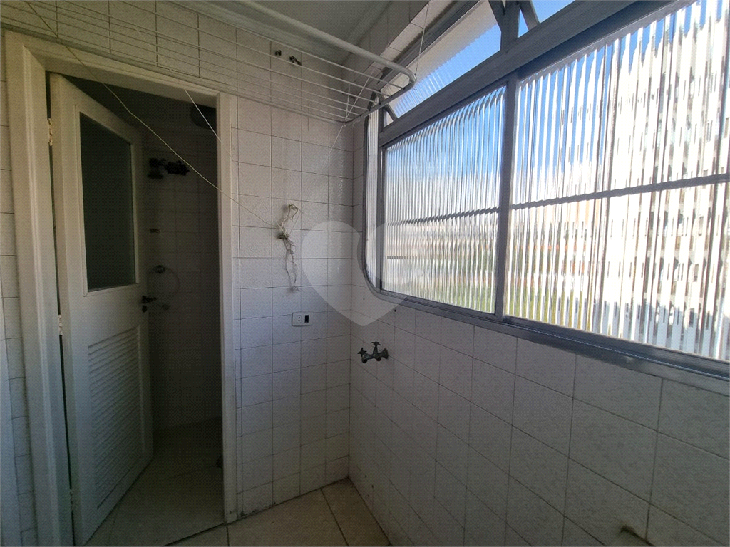 APARTAMENTO em PERDIZES