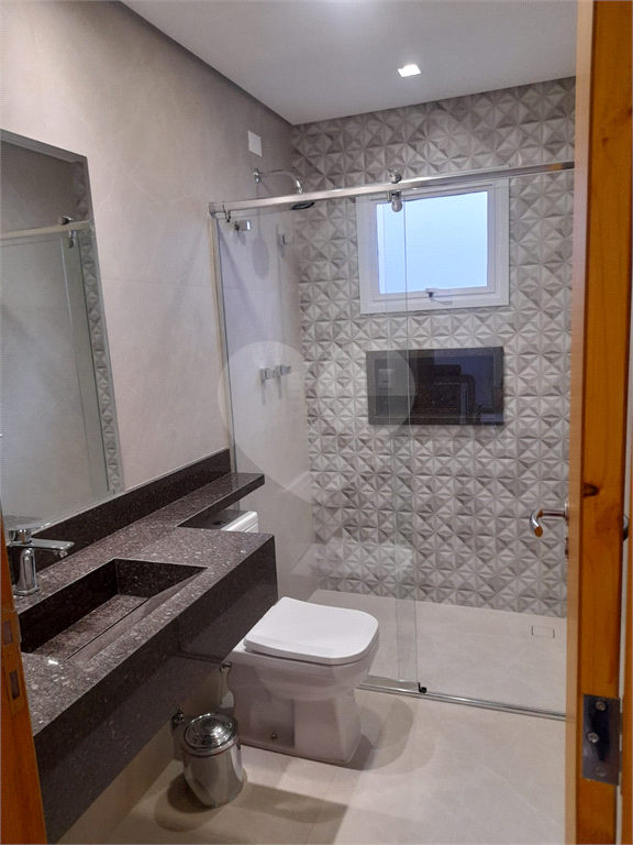 Casa a venda com 3 suítes 5 vagas  no Bairro Água Branca