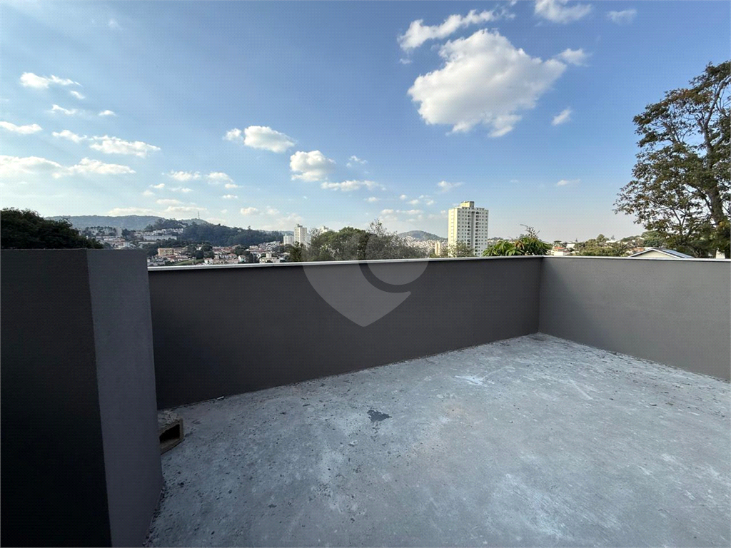 Casa em Condomínio Residencial em TREMEMBÉ com 320 m²