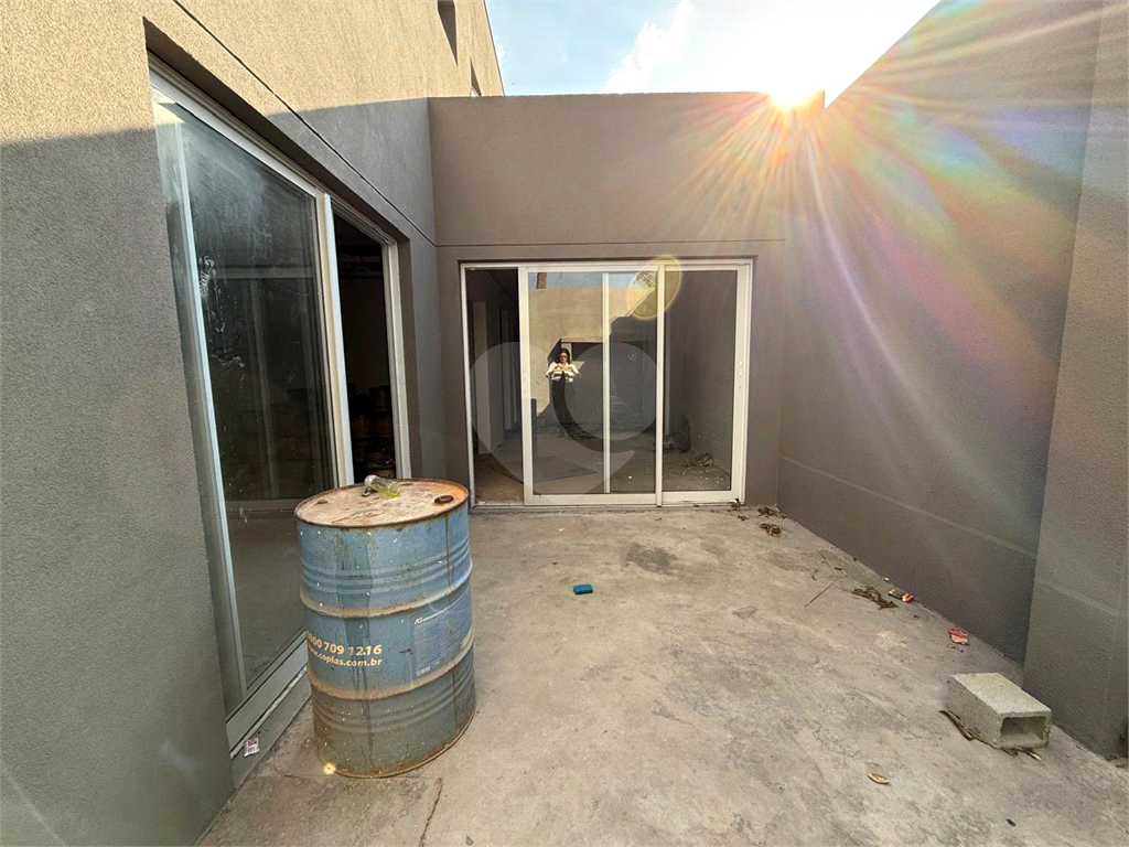 Casa em Condomínio Residencial em TREMEMBÉ com 320 m²