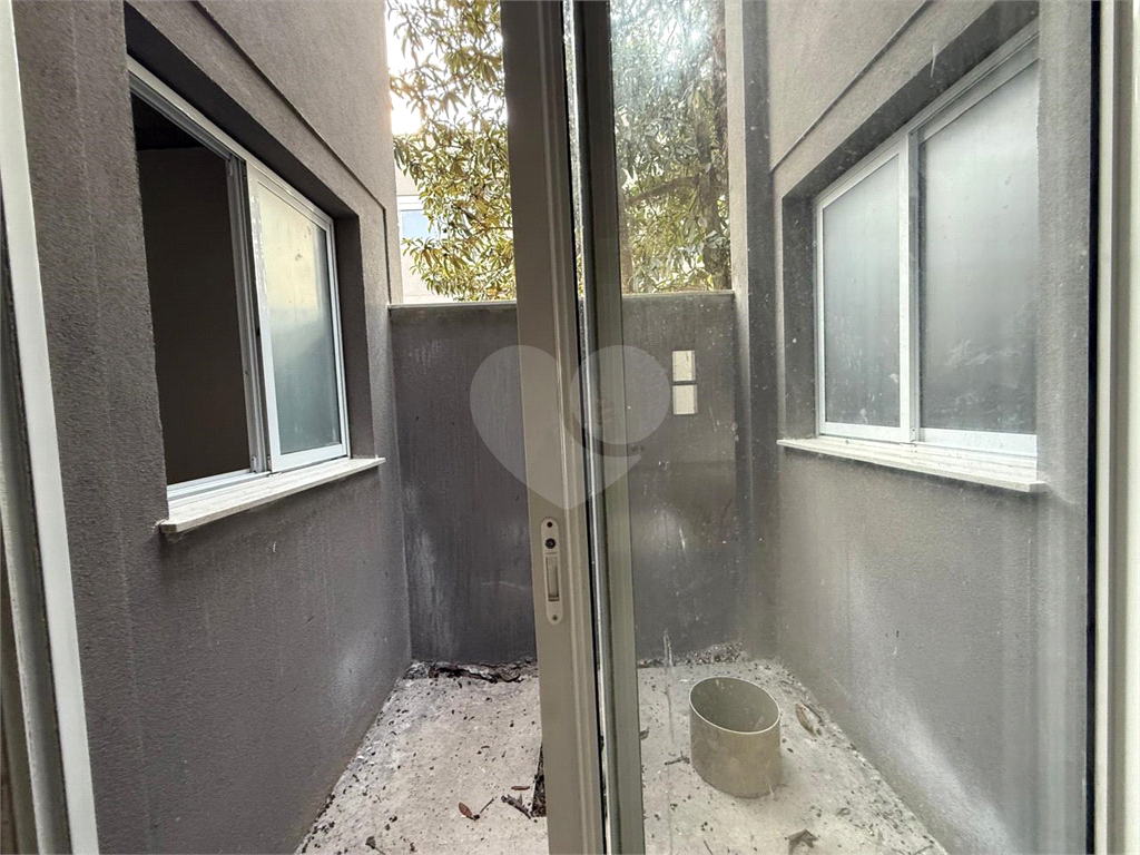 Casa em Condomínio Residencial em TREMEMBÉ com 320 m²