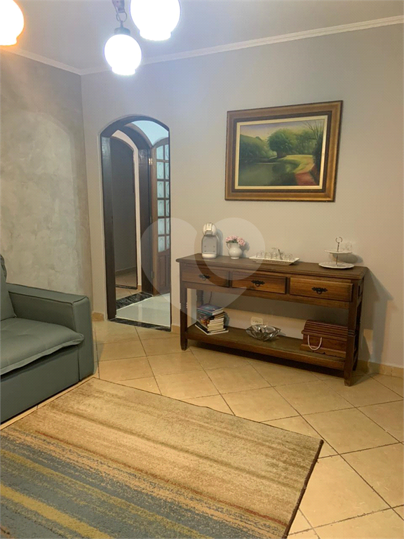 Chácara com 3 Suítes, Piscina, Campo e Lazer Completo – Santa Isabel (Cachoeira) – 1.000 m²