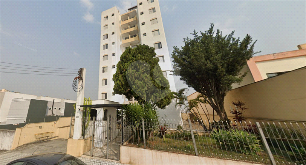 Apartamento à venda com 3 quartos, 60m² - Foto 1